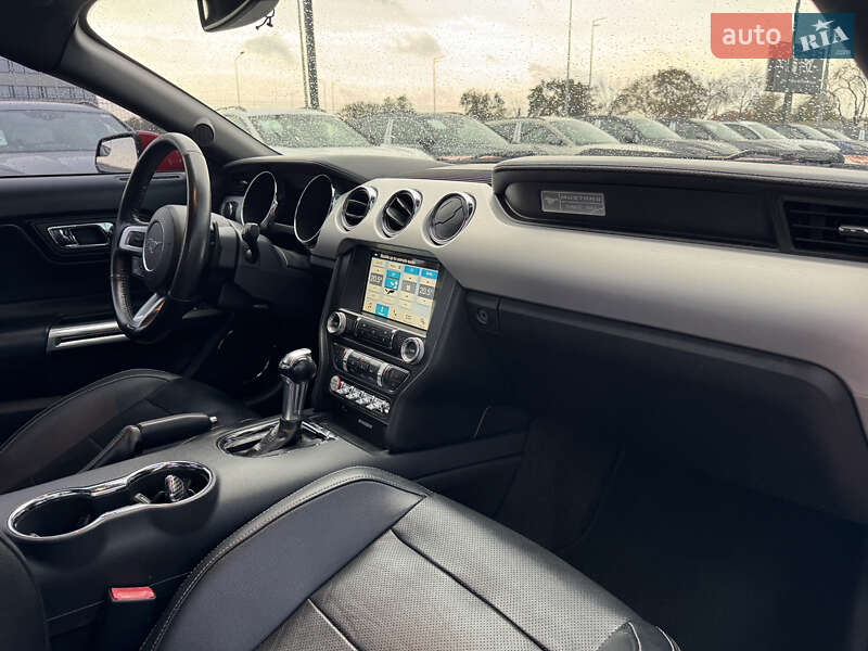 Купе Ford Mustang 2015 в Киеве