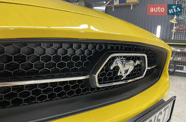 Купе Ford Mustang 2015 в 