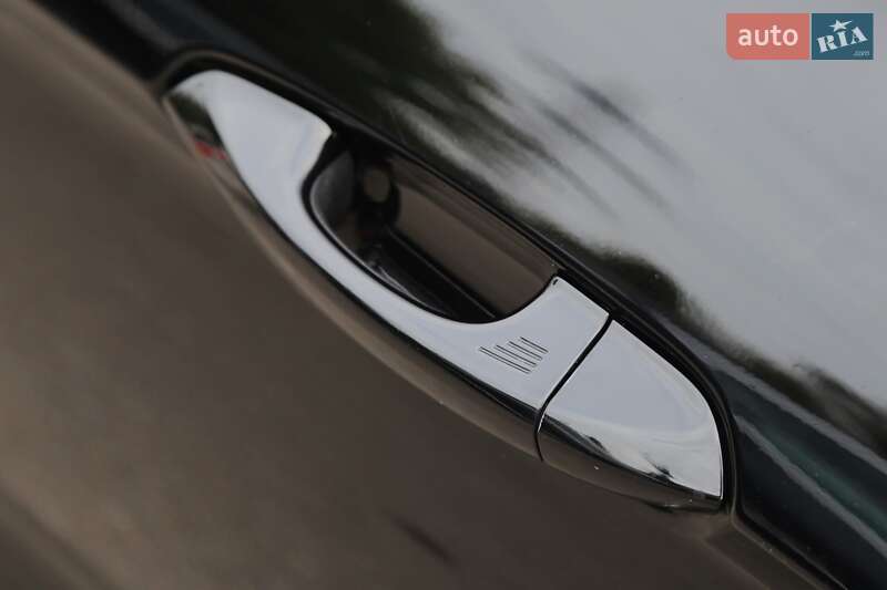 Купе Ford Mustang 2016 в Киеве