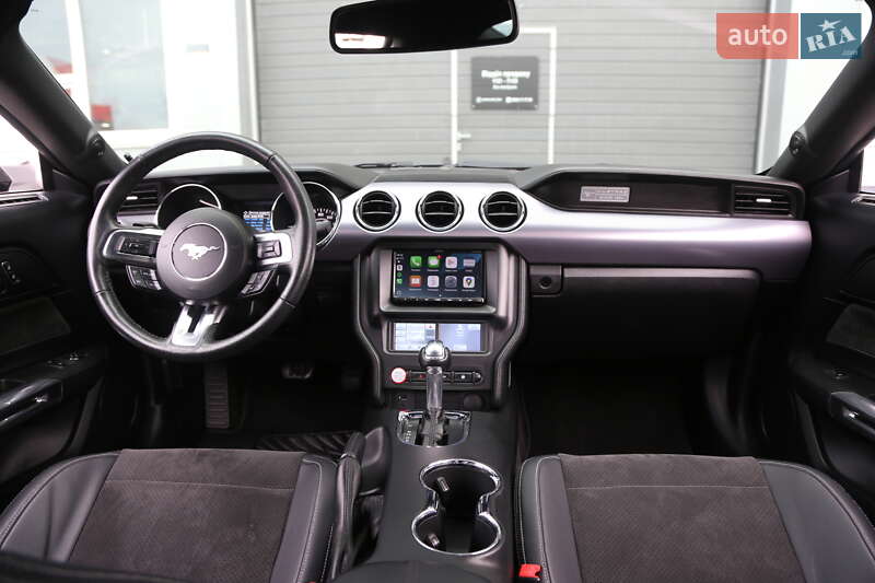 Купе Ford Mustang 2016 в Киеве