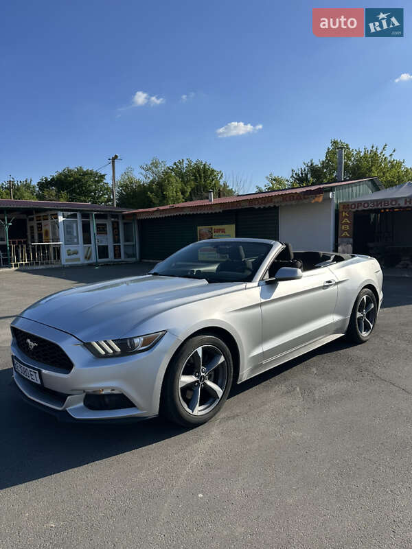 Кабріолет Ford Mustang 2015 в Корсунь-Шевченківському фото 2 Кабріолет Ford Mustang 2015 в Корсунь-Шевченківському