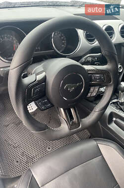 Купе Ford Mustang 2017 в 