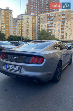 Купе Ford Mustang 2019 в 