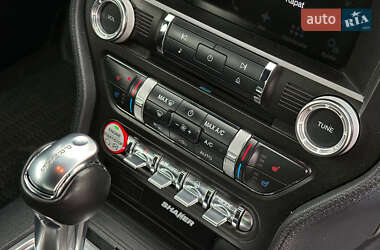 Купе Ford Mustang 2022 в 