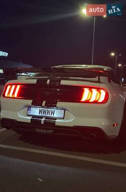 Купе Ford Mustang 2018 в 