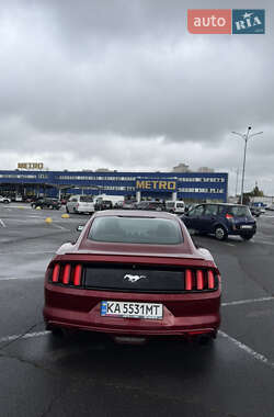 Купе Ford Mustang 2015 в 