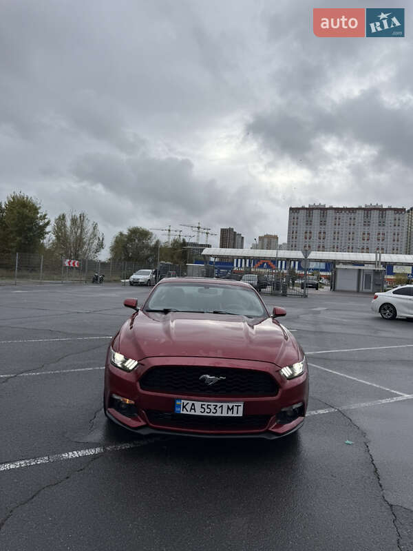 Купе Ford Mustang 2015 в Киеве