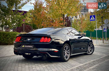 Купе Ford Mustang 2016 в Києві