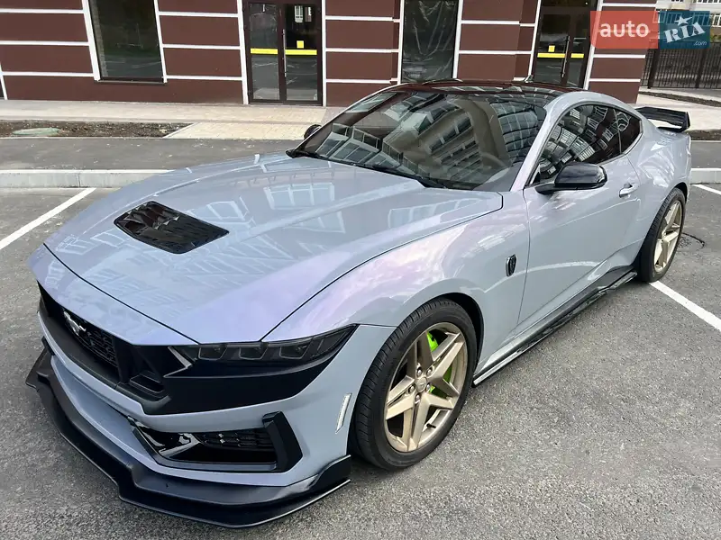 Ford Mustang 2024