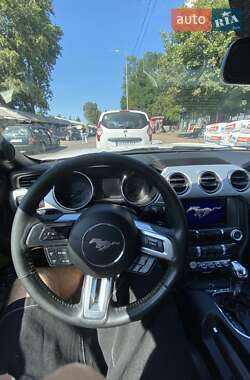 Купе Ford Mustang 2017 в 