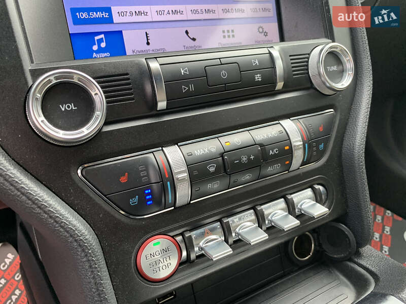 Кабріолет Ford Mustang 2019 в Києві фото 37 Кабріолет Ford Mustang 2019 в Києві