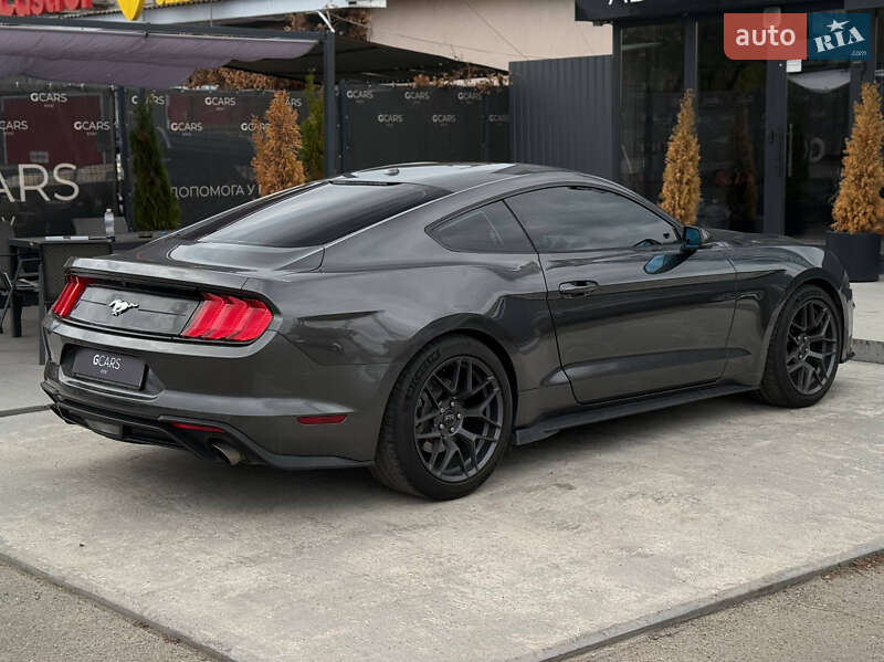 Купе Ford Mustang 2017 в Киеве