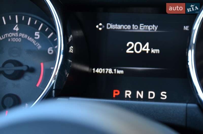 Купе Ford Mustang 2017 в Киеве фото 34 Купе Ford Mustang 2017 в Киеве