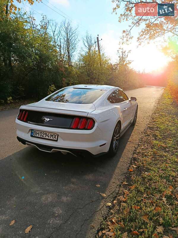 Купе Ford Mustang 2017 в Одессе фото 11 Купе Ford Mustang 2017 в Одессе