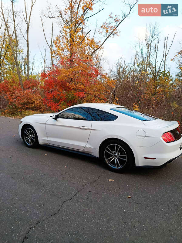 Купе Ford Mustang 2017 в Одессе фото 17 Купе Ford Mustang 2017 в Одессе