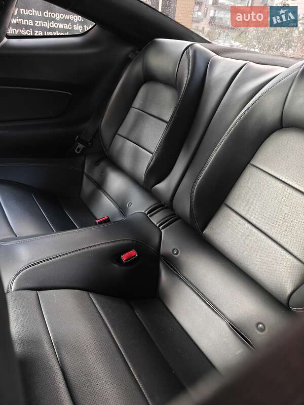 Купе Ford Mustang 2015 в Києві