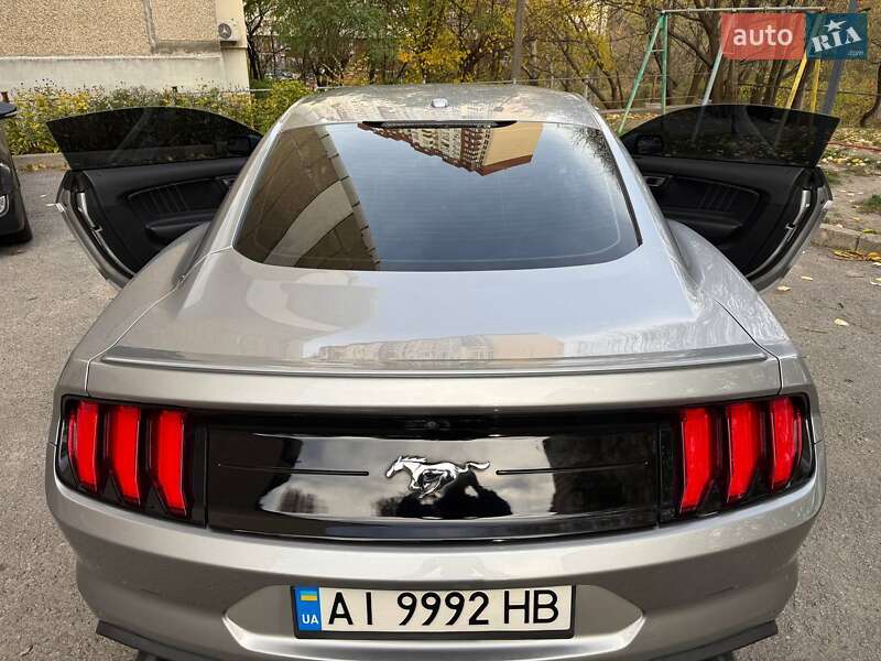 Купе Ford Mustang 2019 в Киеве фото 13 Купе Ford Mustang 2019 в Киеве