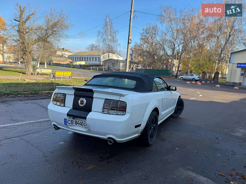Кабріолет Ford Mustang 2008 в Києві фото 6 Кабріолет Ford Mustang 2008 в Києві