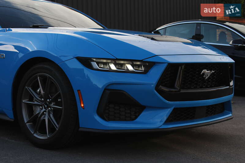 Купе Ford Mustang 2024 в Киеве