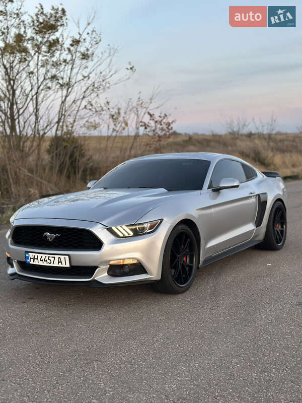 Купе Ford Mustang 2016 в Одессе