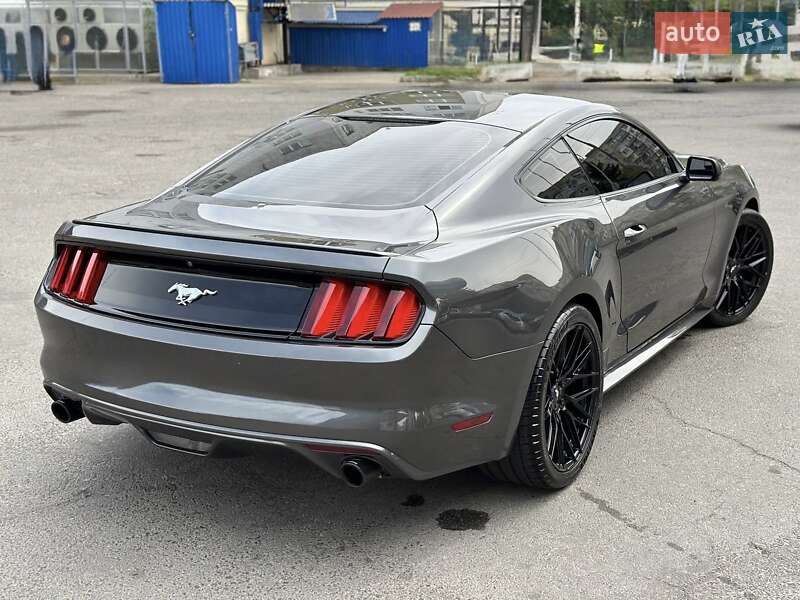 Ford Mustang 2015