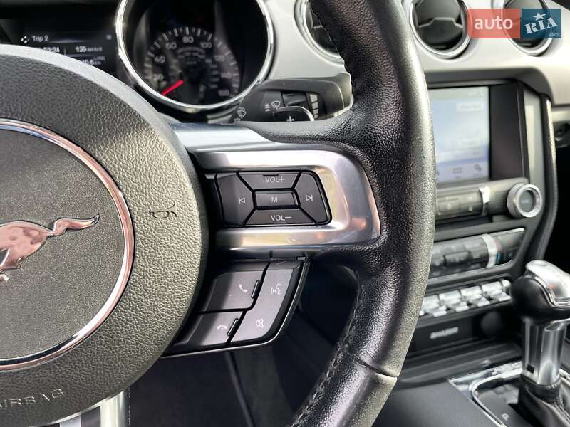 Купе Ford Mustang 2016 в Львові