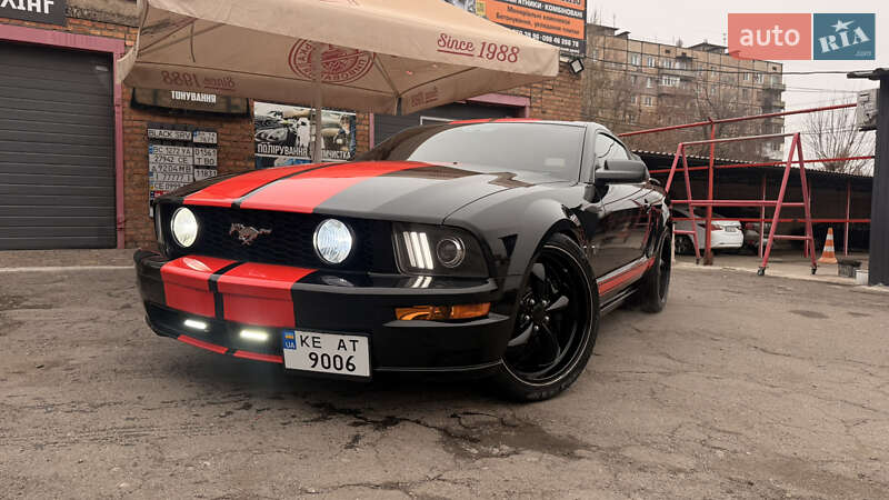 Купе Ford Mustang 2007 в Кривом Роге