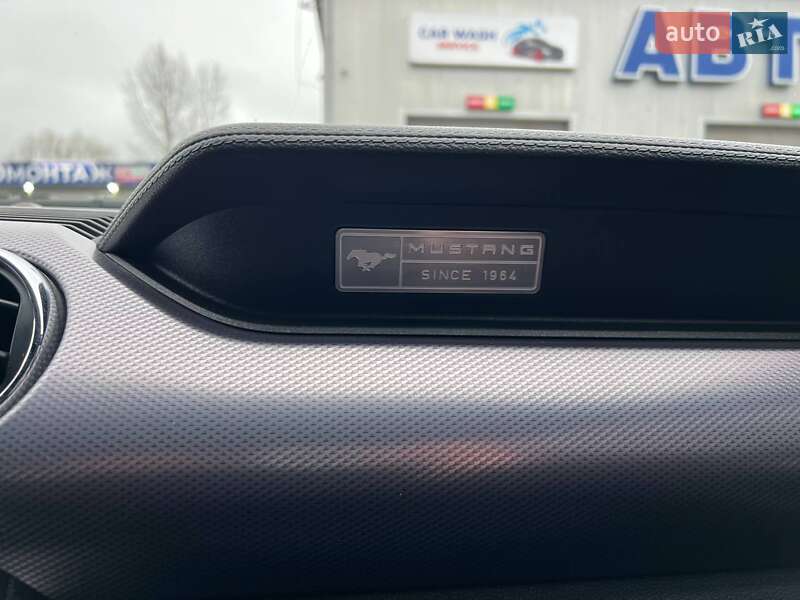 Купе Ford Mustang 2015 в Киеве
