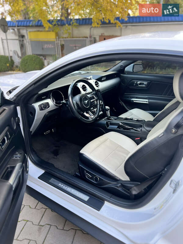 Купе Ford Mustang 2017 в Одесі фото 12 Купе Ford Mustang 2017 в Одесі