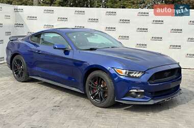 Купе Ford Mustang 2015 в Луцке