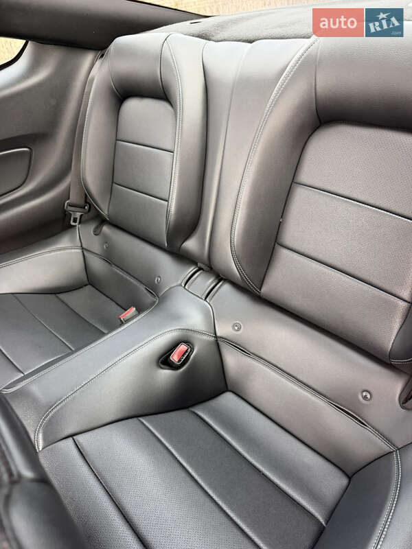 Купе Ford Mustang 2016 в Киеве