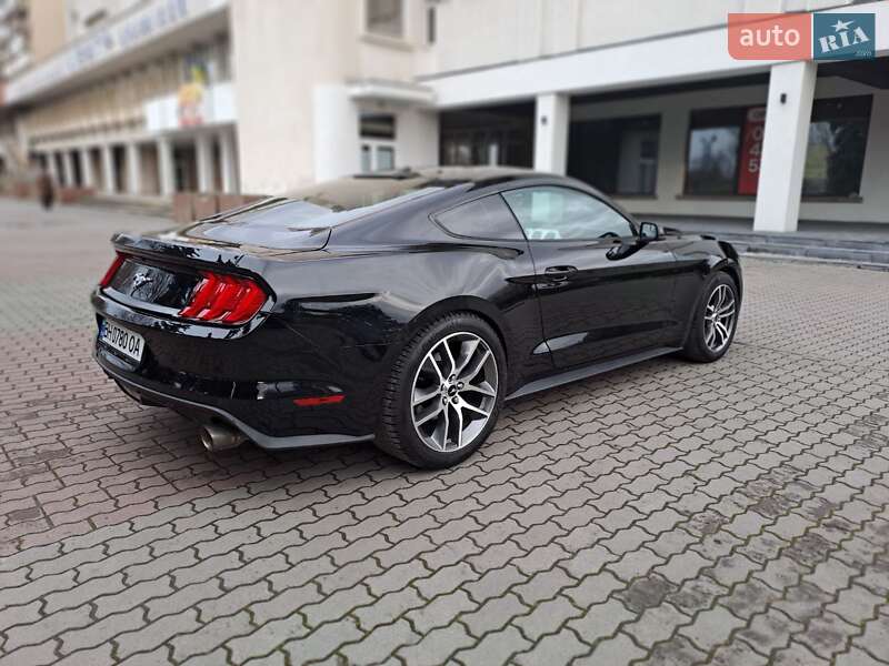 Купе Ford Mustang 2016 в Ивано-Франковске