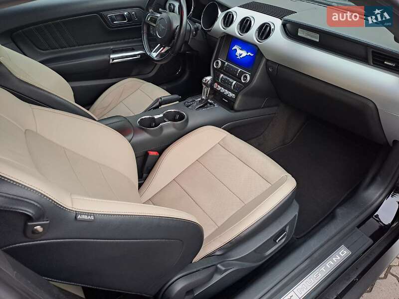Купе Ford Mustang 2016 в Ивано-Франковске