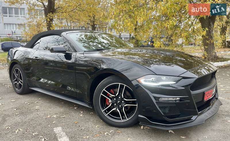 Кабріолет Ford Mustang 2019 в Києві