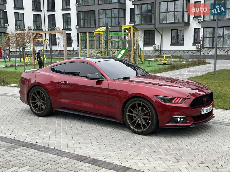 Купе Ford Mustang 2015 в Киеве фото 6 Купе Ford Mustang 2015 в Киеве