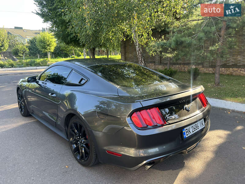 Купе Ford Mustang 2017 в Рівному