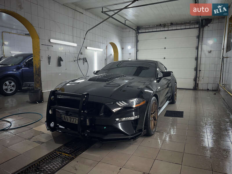 Купе Ford Mustang 2018 в Киеве фото 52 Купе Ford Mustang 2018 в Киеве