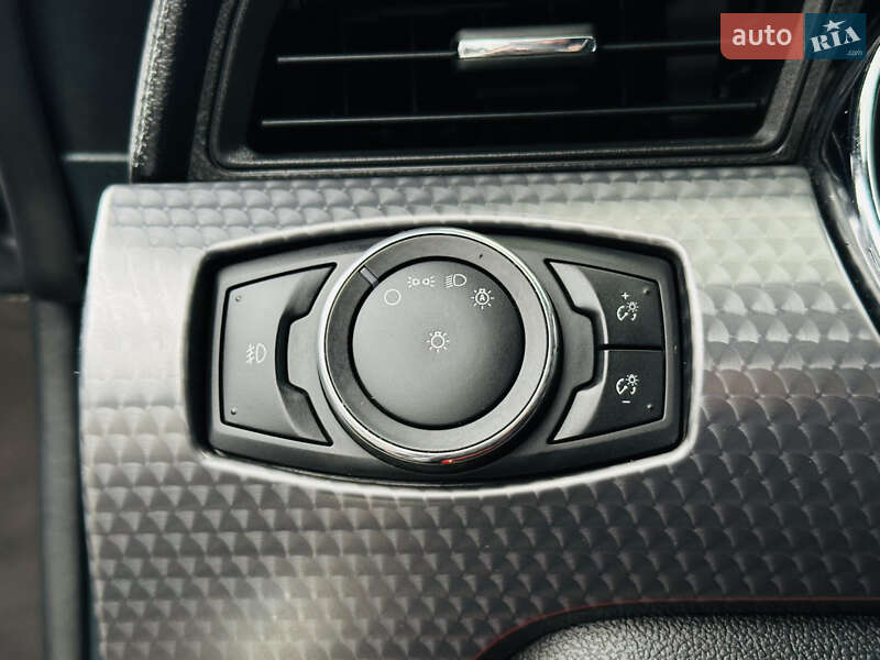 Купе Ford Mustang 2015 в Харькове