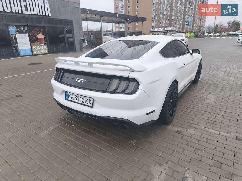 Купе Ford Mustang 2020 в Киеве