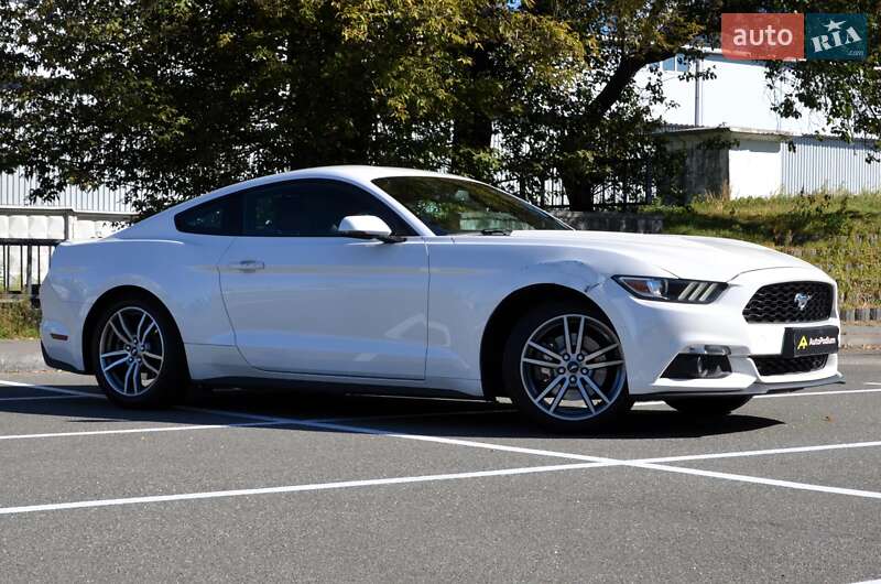 Купе Ford Mustang 2017 в Києві
