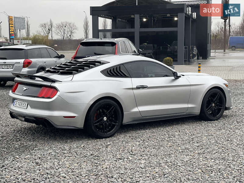 Купе Ford Mustang 2017 в Черновцах