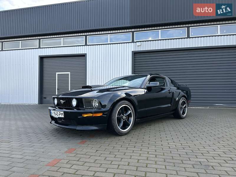 Купе Ford Mustang 2008 в Киеве