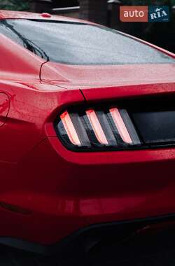 Купе Ford Mustang 2017 в Кропивницком