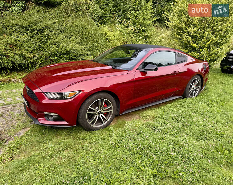 Купе Ford Mustang 2015 в Киеве фото 9 Купе Ford Mustang 2015 в Киеве