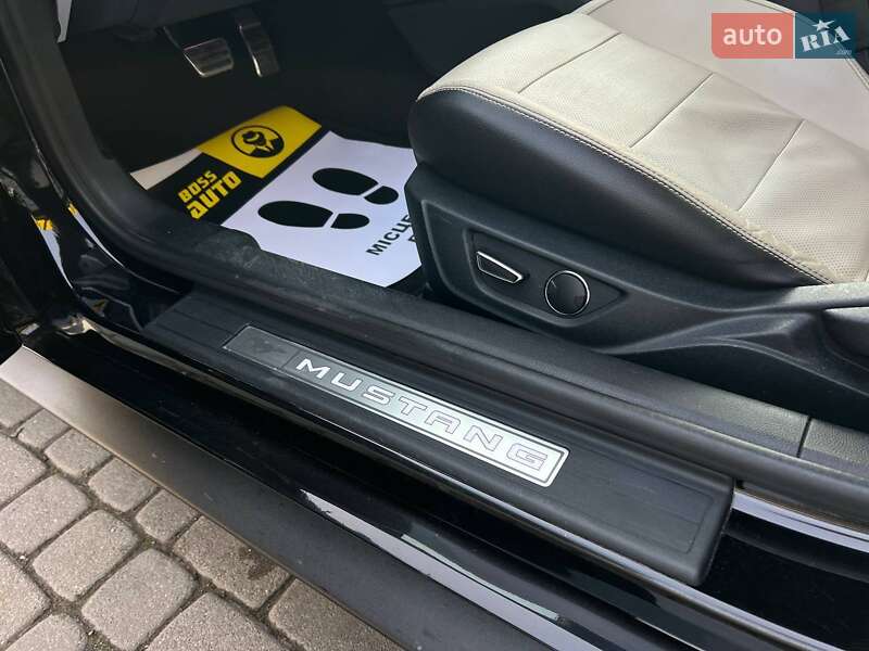 Купе Ford Mustang 2016 в Ивано-Франковске