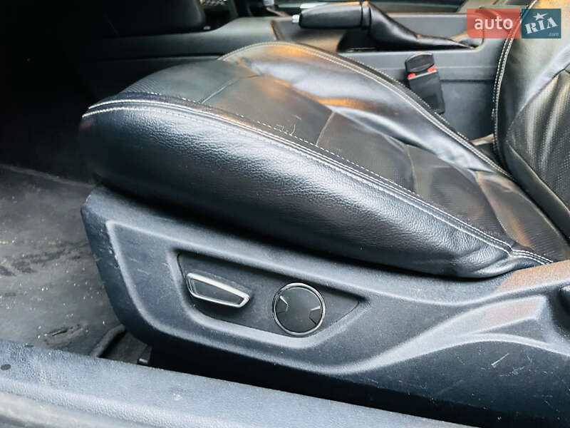 Купе Ford Mustang 2015 в Виннице