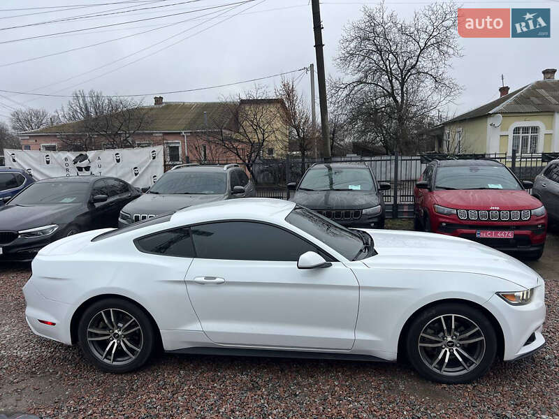 Купе Ford Mustang 2015 в Полтаве