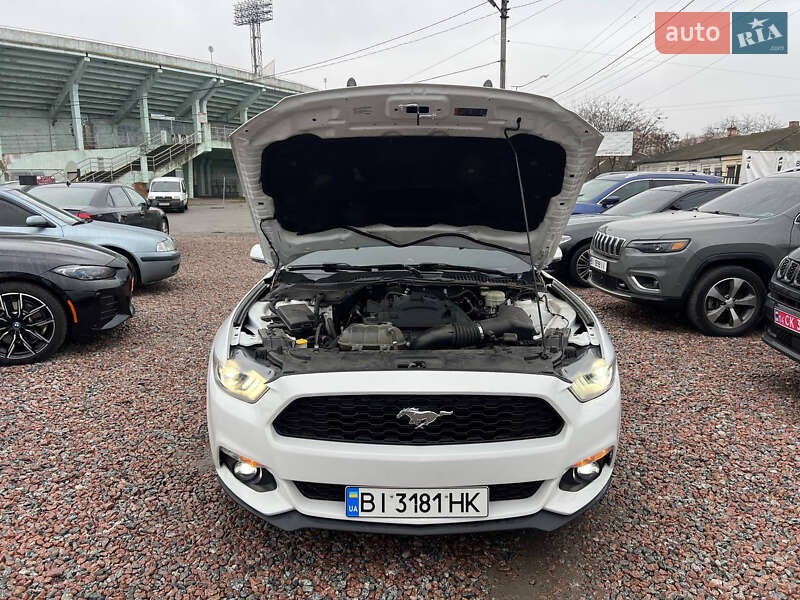 Купе Ford Mustang 2015 в Полтаве