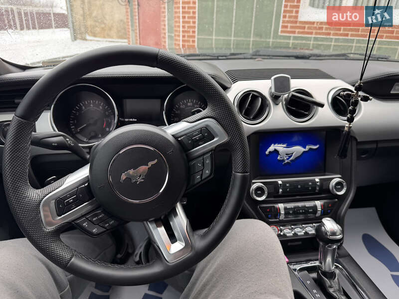 Купе Ford Mustang 2015 в Хотине