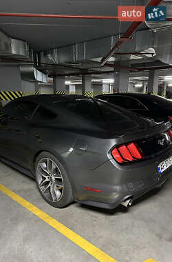 Купе Ford Mustang 2015 в Киеве